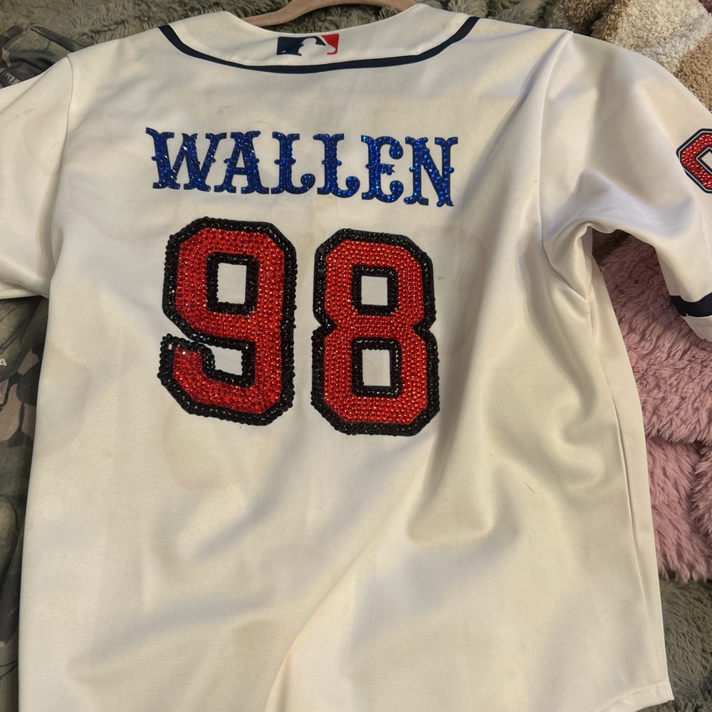 Morgan Wallen White Braves Jersey Wallen 98 - Picture 5 of 8